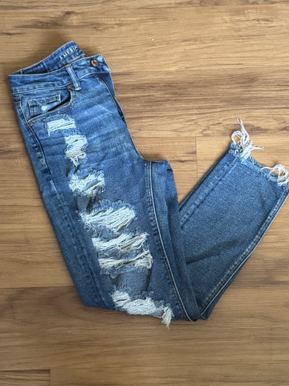 American Eagle Mom Jeans